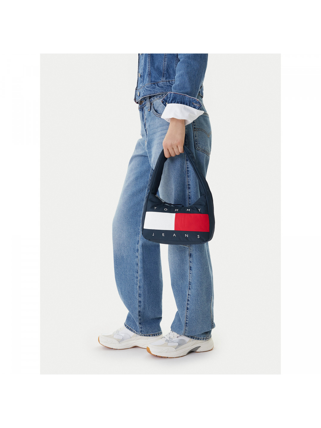 Kabelka Tommy Jeans Tjw Archive Shoulder Bag AW0AW18074 Tmavomodrá